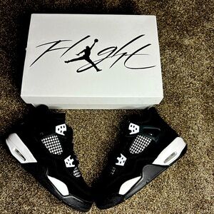 Jordan 4 white thunder 3.5Y